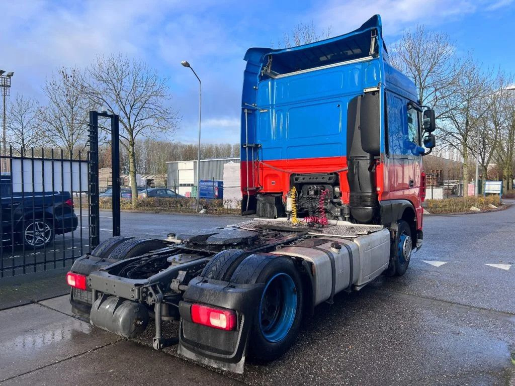 DAF XF 440 SC 4X2 MEGA 757.858km - شاحنة جرار: صور 4 DAF XF 440 SC 4X2 MEGA 757.858km - شاحنة جرار: صور 4