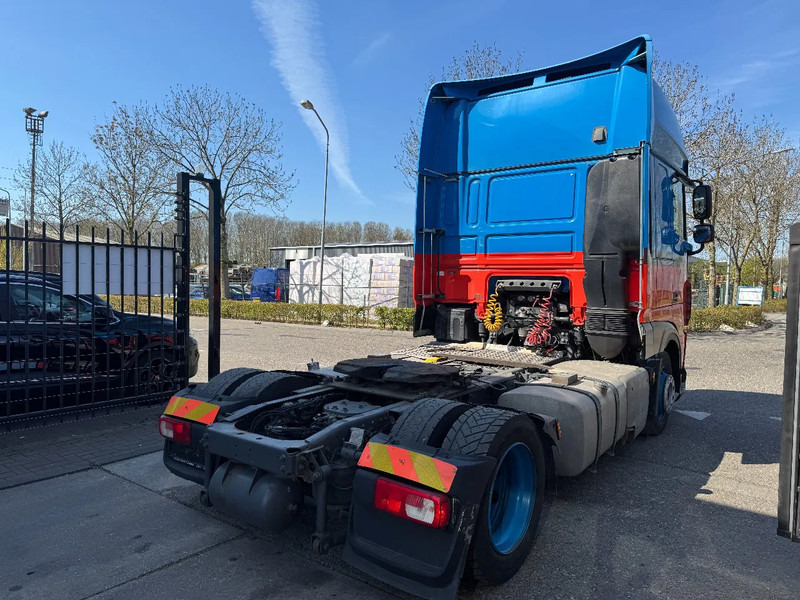 DAF XF 450 4X2 EURO 6 MEGA - شاحنة جرار: صور 4 DAF XF 450 4X2 EURO 6 MEGA - شاحنة جرار: صور 4
