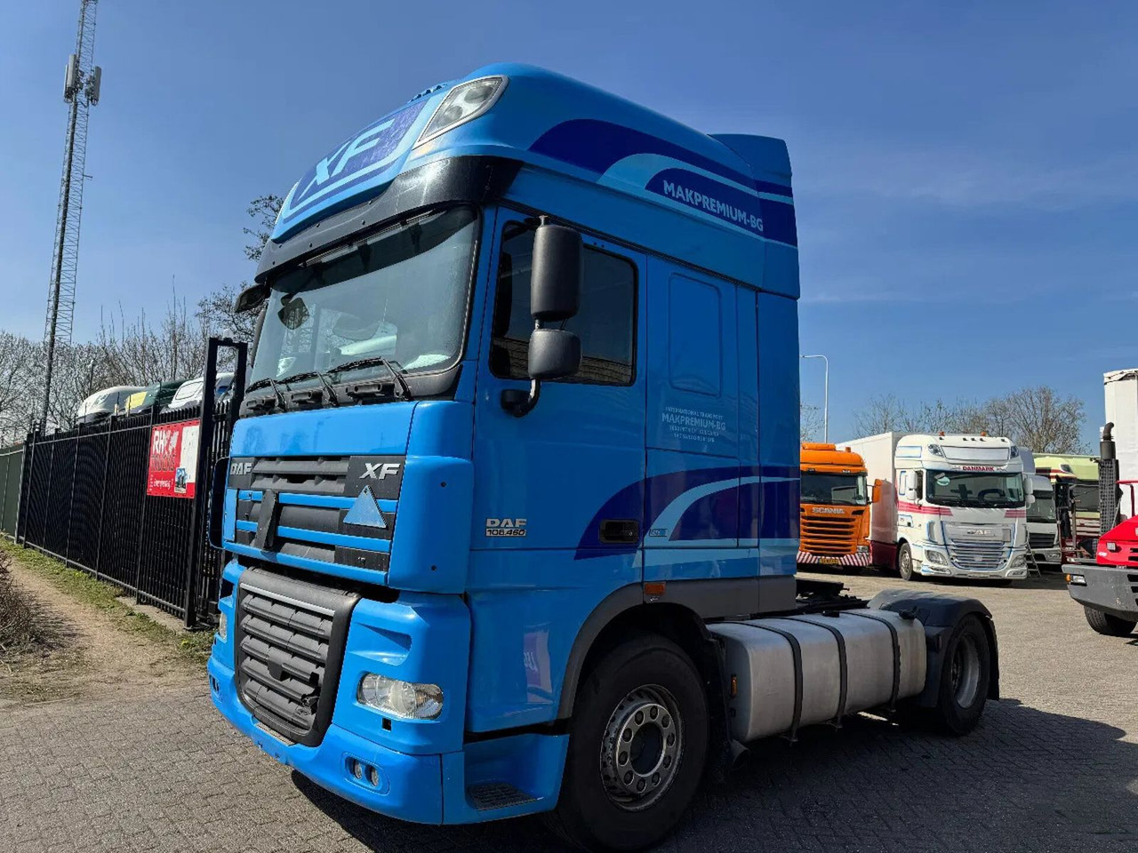 DAF XF 460 4X2 - EURO 5 - شاحنة جرار: صور 1 DAF XF 460 4X2 - EURO 5 - شاحنة جرار: صور 1