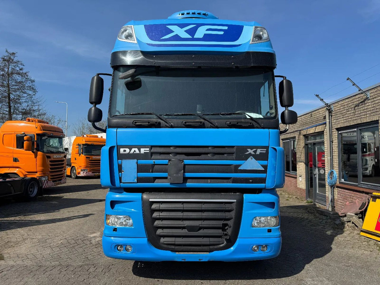 DAF XF 460 4X2 - EURO 5 - شاحنة جرار: صور 2 DAF XF 460 4X2 - EURO 5 - شاحنة جرار: صور 2
