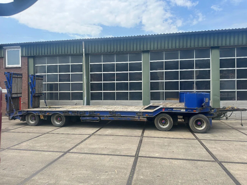Diversen MUELLER-MITTELTAL, 4 AXLE, DOUBLE HYDRAULIC RAMPS. - عربة مسطحة منخفضة مقطورة: صور 2 Diversen MUELLER-MITTELTAL, 4 AXLE, DOUBLE HYDRAULIC RAMPS. - عربة مسطحة منخفضة مقطورة: صور 2