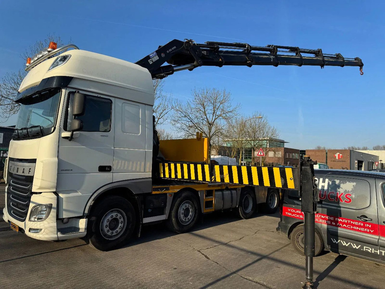 Ginaf G6 4140 CF 8X2 - EURO 6 + HIAB 855 EP-6 + REMOTE - شاحنة كرين, شاحنات مسطحة: صور 2 Ginaf G6 4140 CF 8X2 - EURO 6 + HIAB 855 EP-6 + REMOTE - شاحنة كرين, شاحنات مسطحة: صور 2