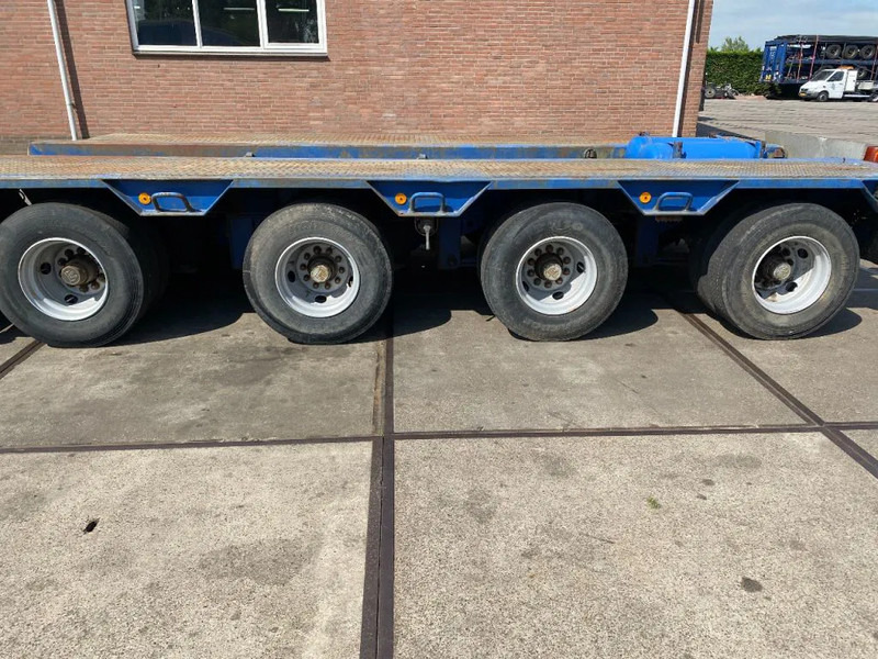 Goldhofer 4 AXEL STEERING - عربة مسطحة منخفضة نصف مقطورة: صور 4 Goldhofer 4 AXEL STEERING - عربة مسطحة منخفضة نصف مقطورة: صور 4