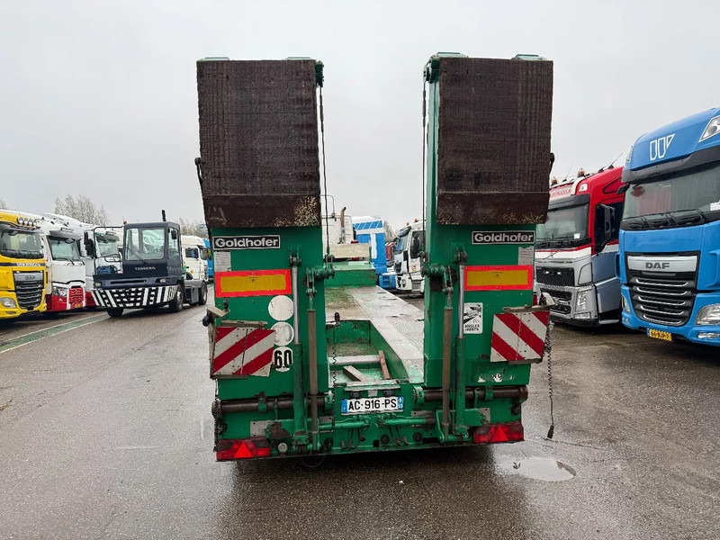 Goldhofer STZ-H5,5 ACLE, 3 AXLE FORCED STEERING, DOUBLE HYDRAULIC RAMPS, TUV TILL 11-11-2026 - عربة مسطحة منخفضة نصف مقطورة: صور 5 Goldhofer STZ-H5,5 ACLE, 3 AXLE FORCED STEERING, DOUBLE HYDRAULIC RAMPS, TUV TILL 11-11-2026 - عربة مسطحة منخفضة نصف مقطورة: صور 5