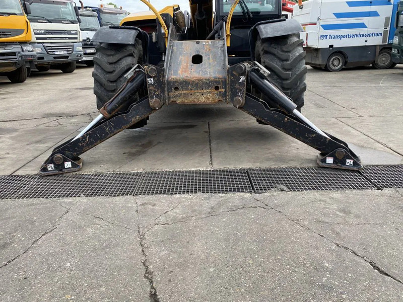 Haulotte HTL 4017 - 4X4X4 - 5.617 HOURS - 17 METER - 4.000 KG - رافعة تلسكوبية: صور 5 Haulotte HTL 4017 - 4X4X4 - 5.617 HOURS - 17 METER - 4.000 KG - رافعة تلسكوبية: صور 5