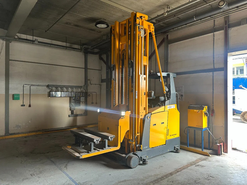 Jungheinrich ETX513, 5697 HOURS - معدات الرفع منخفض المستوى: صور 1 Jungheinrich ETX513, 5697 HOURS - معدات الرفع منخفض المستوى: صور 1