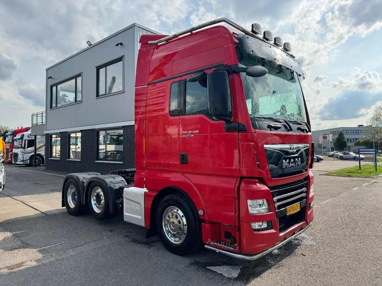 MAN TGX 26.500 6X2 EURO 6 ALCOA SPOILERS 2020 - شاحنة جرار: صور 3 MAN TGX 26.500 6X2 EURO 6 ALCOA SPOILERS 2020 - شاحنة جرار: صور 3