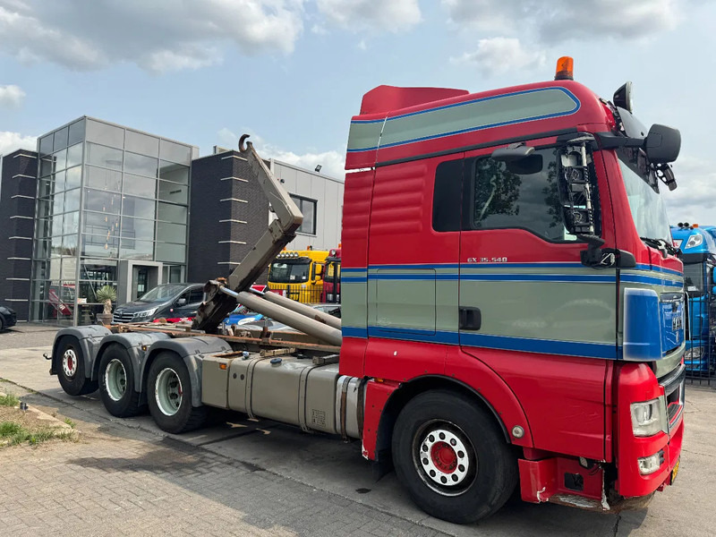 MAN TGX 35.540 - 8X4 - EURO 5 + AJK HOOK + LIFT/STEERING AXLE - شاحنة ذات الخطاف: صور 3 MAN TGX 35.540 - 8X4 - EURO 5 + AJK HOOK + LIFT/STEERING AXLE - شاحنة ذات الخطاف: صور 3