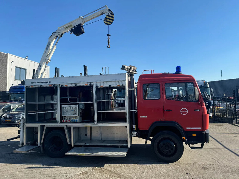Mercedes-Benz 1117 4X2 FIRE TRUCK HIAB 050A ONLY 105787 KM - المطافئ: صور 3 Mercedes-Benz 1117 4X2 FIRE TRUCK HIAB 050A ONLY 105787 KM - المطافئ: صور 3