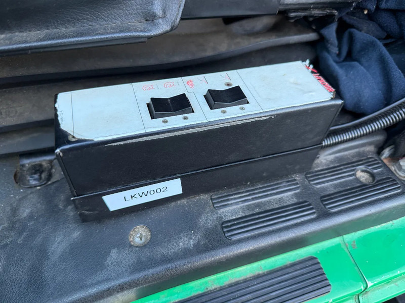 شاحنة ذات الخطاف Mitsubishi Canter 7C18 - EURO 6 + HIAB 5 TON HOOKLIFT: صور 6