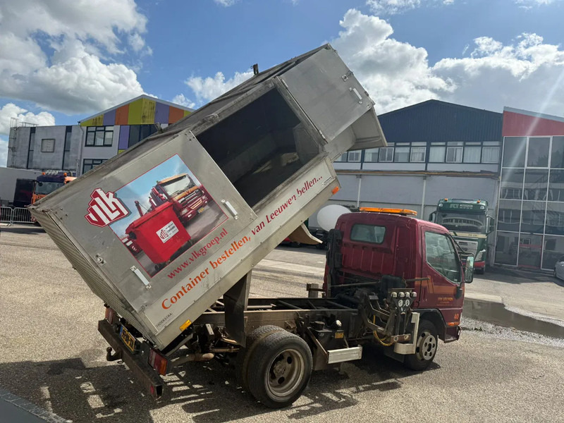 Mitsubishi Canter FE534 + AIRCONDITIONG! - شاحنة القمامة: صور 4 Mitsubishi Canter FE534 + AIRCONDITIONG! - شاحنة القمامة: صور 4