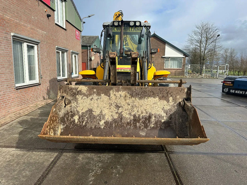 New Holland LB115B, CE, 240 MM MULTI PURPOSE LOADER BUCKET, 800 MM BACHOE DIGGING BUCKET, FLIP OVER FORKS, AIR CONDITIONER - حفار متعدد الاستخدام: صور 4 New Holland LB115B, CE, 240 MM MULTI PURPOSE LOADER BUCKET, 800 MM BACHOE DIGGING BUCKET, FLIP OVER FORKS, AIR CONDITIONER - حفار متعدد الاستخدام: صور 4