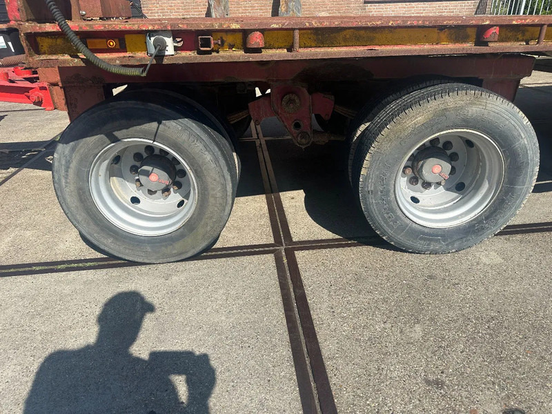 Nooteboom 4 ASSIGE BLADGEVEERD HYDRAULISCHE KLEPPEN - عربة مسطحة منخفضة مقطورة: صور 4 Nooteboom 4 ASSIGE BLADGEVEERD HYDRAULISCHE KLEPPEN - عربة مسطحة منخفضة مقطورة: صور 4