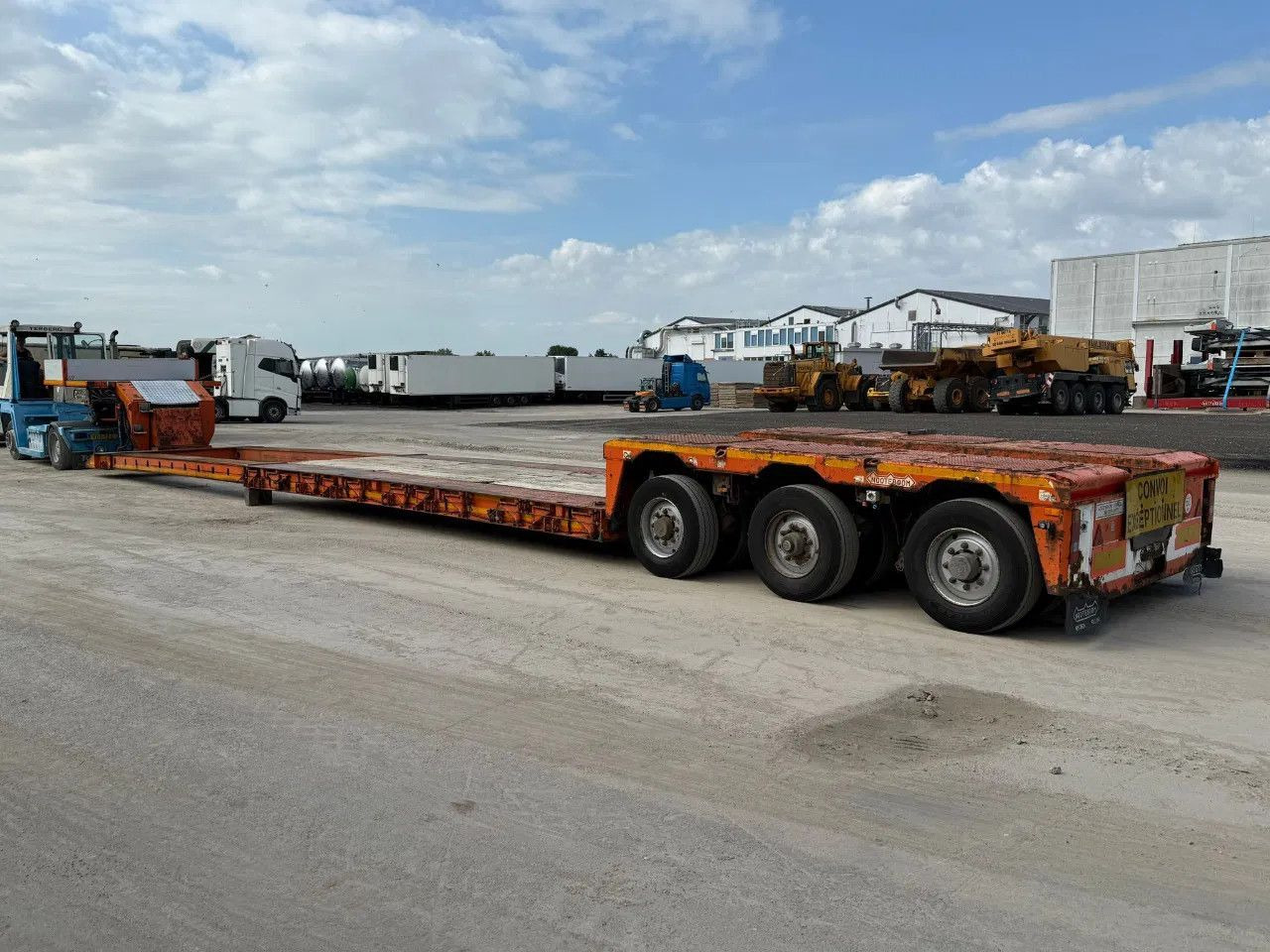Nooteboom EURO-59-03 P 5,3 METER EXTANDABLE 3X STEERING - عربة مسطحة منخفضة نصف مقطورة: صور 3 Nooteboom EURO-59-03 P 5,3 METER EXTANDABLE 3X STEERING - عربة مسطحة منخفضة نصف مقطورة: صور 3