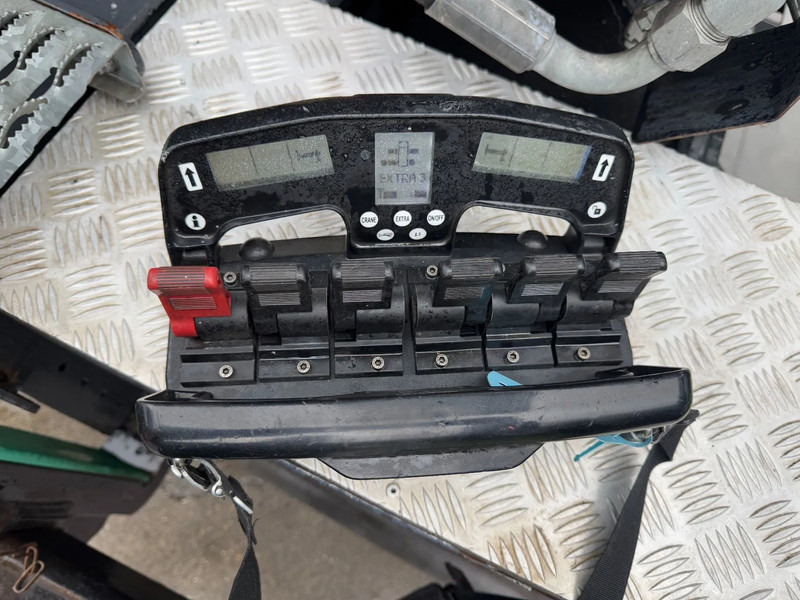 شاحنات مسطحة, شاحنة كرين Renault C430 8X4 - EURO 6 + HIAB 288 E-5 + JIB 70X-4 + REMOTE + FULL STEEL SUSP.: صور 7 شاحنات مسطحة, شاحنة كرين Renault C430 8X4 - EURO 6 + HIAB 288 E-5 + JIB 70X-4 + REMOTE + FULL STEEL SUSP.: صور 7