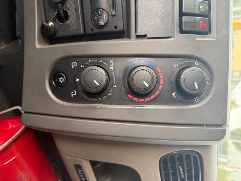 Renault Premium 380 380 6X2 STUURAS - بصندوق مغلق شاحنة: صور 5 Renault Premium 380 380 6X2 STUURAS - بصندوق مغلق شاحنة: صور 5