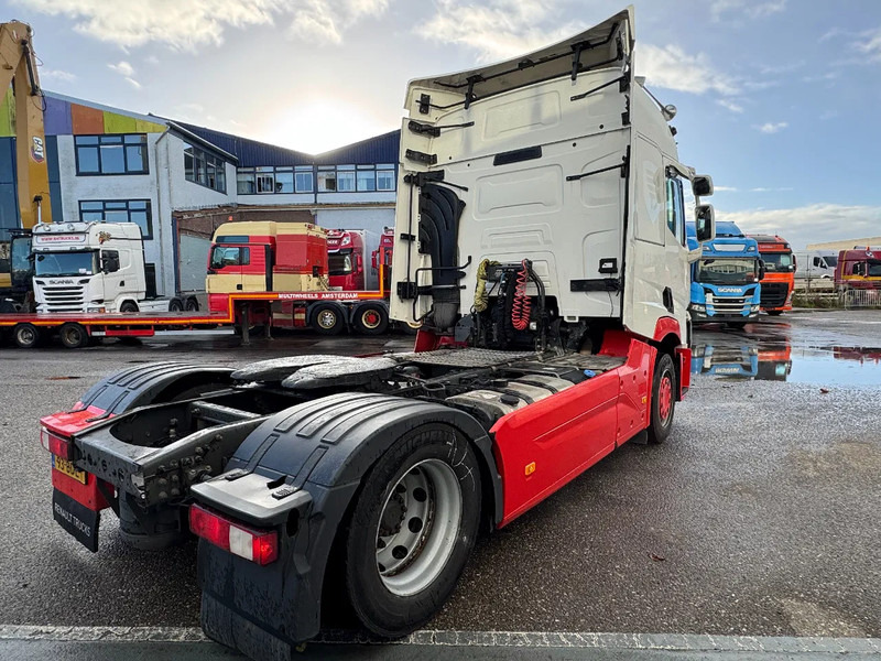 Renault T460 4X2 EURO 6 SKIRTS DOUBLE TANK - شاحنة جرار: صور 4 Renault T460 4X2 EURO 6 SKIRTS DOUBLE TANK - شاحنة جرار: صور 4