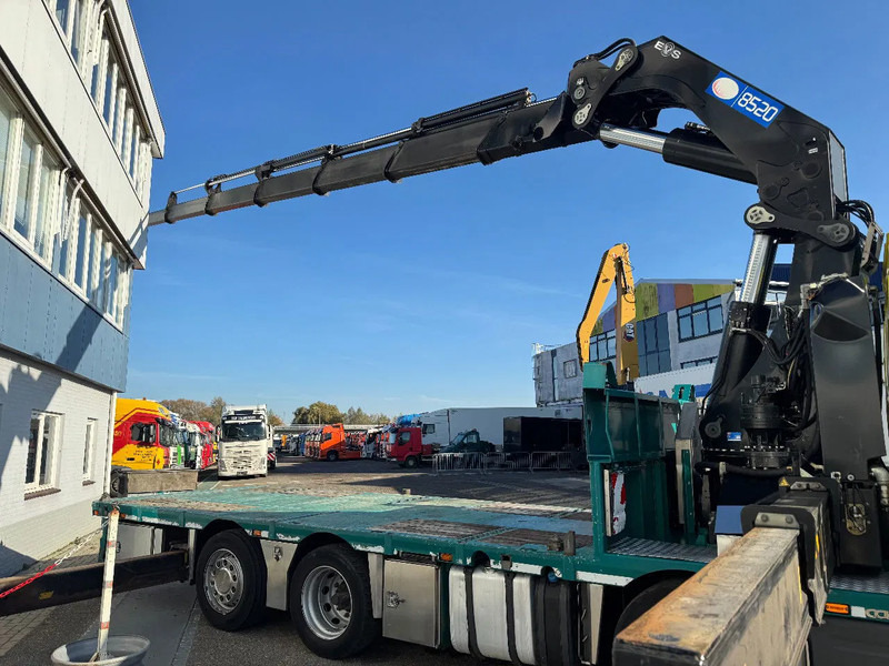 Scania G440 8X2 EURO 6 HMF 8520 + REMOTE CONTROL TWISTLOCKS - شاحنة كرين: صور 4 Scania G440 8X2 EURO 6 HMF 8520 + REMOTE CONTROL TWISTLOCKS - شاحنة كرين: صور 4