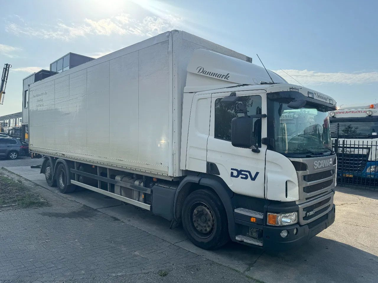 Scania P280 6X2 SCHMITZ BOX + ZEPRO 2000KG LIFT EURO 6 - بصندوق مغلق شاحنة: صور 3 Scania P280 6X2 SCHMITZ BOX + ZEPRO 2000KG LIFT EURO 6 - بصندوق مغلق شاحنة: صور 3