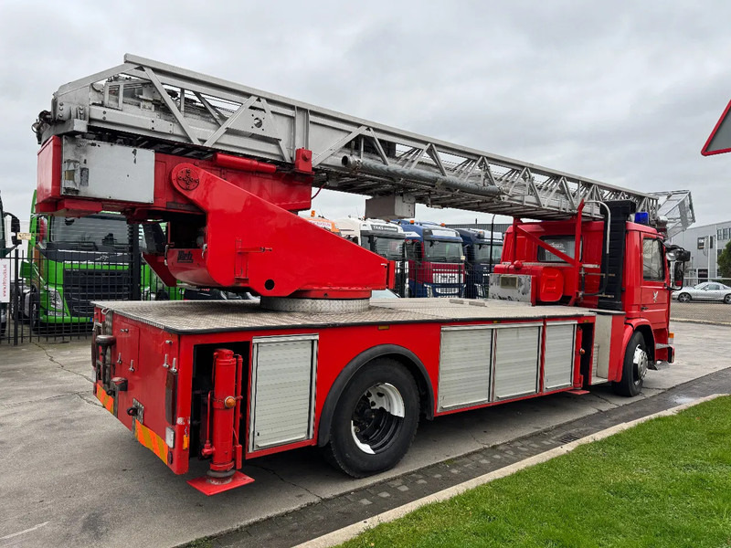 Scania P82 4X2 - FIRE TRUCK - 30M LIFT - المطافئ: صور 4 Scania P82 4X2 - FIRE TRUCK - 30M LIFT - المطافئ: صور 4