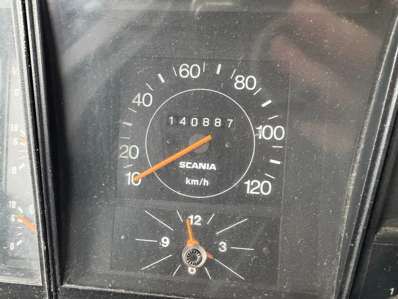 المطافئ Scania P82 4X2 - FIRE TRUCK - 30M LIFT: صور 10