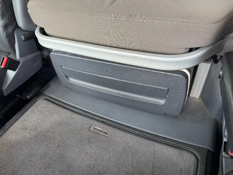 شاحنة جرار Scania R490 10X4, EURO 6, TUV TILL 27-06-2026: صور 12