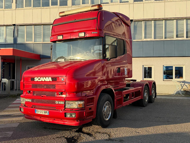 Scania T164-480 V8 6X4 + RETARDER - FULL STEEL SUSP. - BIG AXLES - EURO 3 - شاحنة جرار: صور 1 Scania T164-480 V8 6X4 + RETARDER - FULL STEEL SUSP. - BIG AXLES - EURO 3 - شاحنة جرار: صور 1