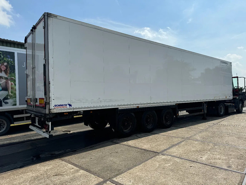 Schmitz Cargobull Schmitz Cargobull PRICES FROM €6950 TO €8950,- 40 X CARRIER 1850 MT D/E SAF AXELS - مبردة نصف مقطورة: صور 4 Schmitz Cargobull Schmitz Cargobull PRICES FROM €6950 TO €8950,- 40 X CARRIER 1850 MT D/E SAF AXELS - مبردة نصف مقطورة: صور 4
