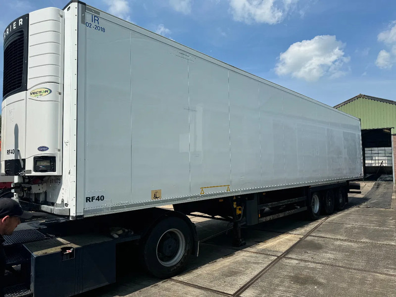 Schmitz Cargobull Schmitz Cargobull PRICES FROM €6950 TO €8950,- 40 X CARRIER 1850 MT D/E SAF AXELS - مبردة نصف مقطورة: صور 2 Schmitz Cargobull Schmitz Cargobull PRICES FROM €6950 TO €8950,- 40 X CARRIER 1850 MT D/E SAF AXELS - مبردة نصف مقطورة: صور 2