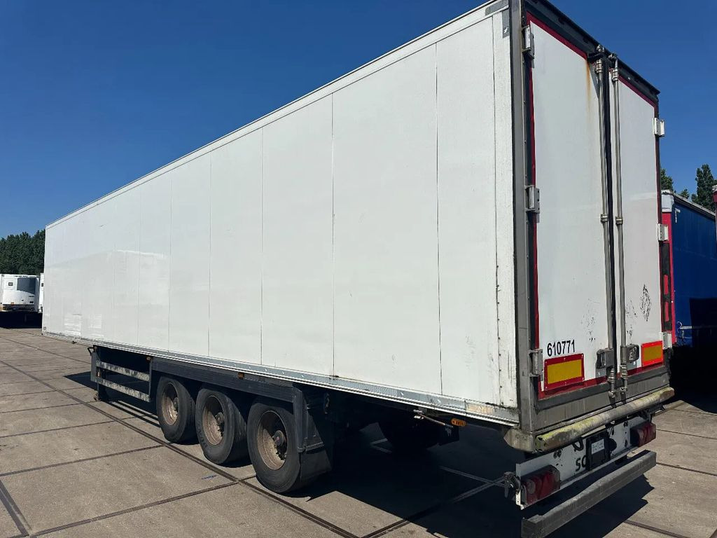 Schmitz Cargobull Schmitz PRICES FROM €7950 TO €9950,- 40 X CARRIE - مبردة نصف مقطورة: صور 4 Schmitz Cargobull Schmitz PRICES FROM €7950 TO €9950,- 40 X CARRIE - مبردة نصف مقطورة: صور 4