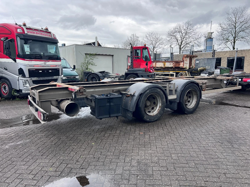 Sommer 2 AS - BDF CHASSIS - BPW AXLES - شاحنات الحاويات/ جسم علوي قابل للتغيير مقطورة: صور 4 Sommer 2 AS - BDF CHASSIS - BPW AXLES - شاحنات الحاويات/ جسم علوي قابل للتغيير مقطورة: صور 4