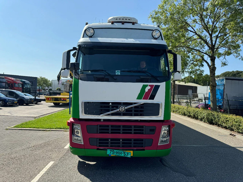 Volvo FH 12.420 6X2 - EURO 3 + HANGER NETAM-FRUEHAUF + THERMOKING + DHOLLANDIA LIFT - مبردة شاحنة: صور 2 Volvo FH 12.420 6X2 - EURO 3 + HANGER NETAM-FRUEHAUF + THERMOKING + DHOLLANDIA LIFT - مبردة شاحنة: صور 2