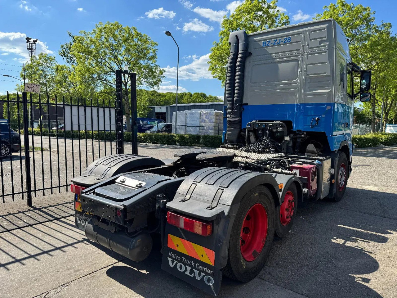 Volvo FH 460 6X2 EURO 5 GARDNER DENVER - شاحنة جرار: صور 5 Volvo FH 460 6X2 EURO 5 GARDNER DENVER - شاحنة جرار: صور 5