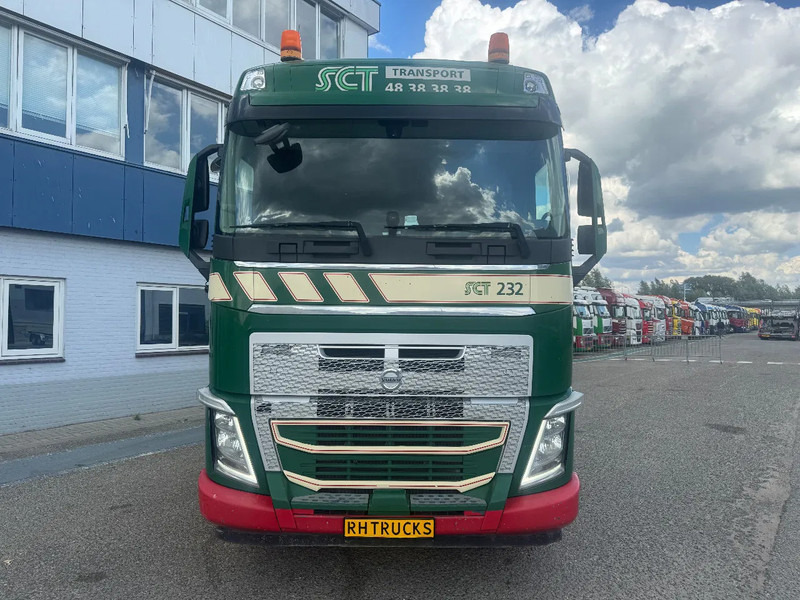 Volvo FH 500 6X4 EURO 6 HYDRAULIC HUB REDUCTION - شاحنة جرار: صور 4 Volvo FH 500 6X4 EURO 6 HYDRAULIC HUB REDUCTION - شاحنة جرار: صور 4