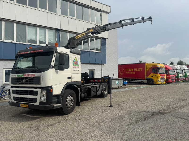 Volvo FM 340 4X2 EURO 3 PALFINGER PK16000 + REMOTE CONTROL - شاحنة جرار: صور 1 Volvo FM 340 4X2 EURO 3 PALFINGER PK16000 + REMOTE CONTROL - شاحنة جرار: صور 1