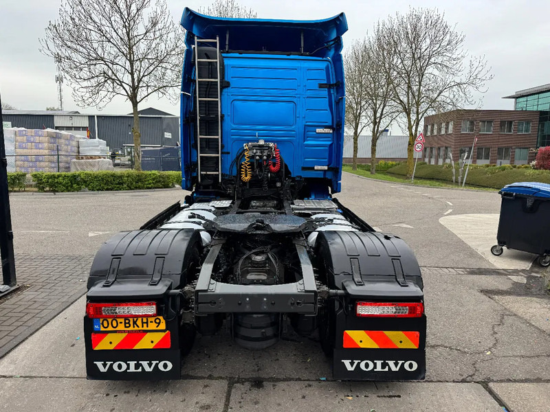 Volvo FM 370 4X2 EURO 6 SKIRTS TÜV TILL 10-2025 - شاحنة جرار: صور 5 Volvo FM 370 4X2 EURO 6 SKIRTS TÜV TILL 10-2025 - شاحنة جرار: صور 5