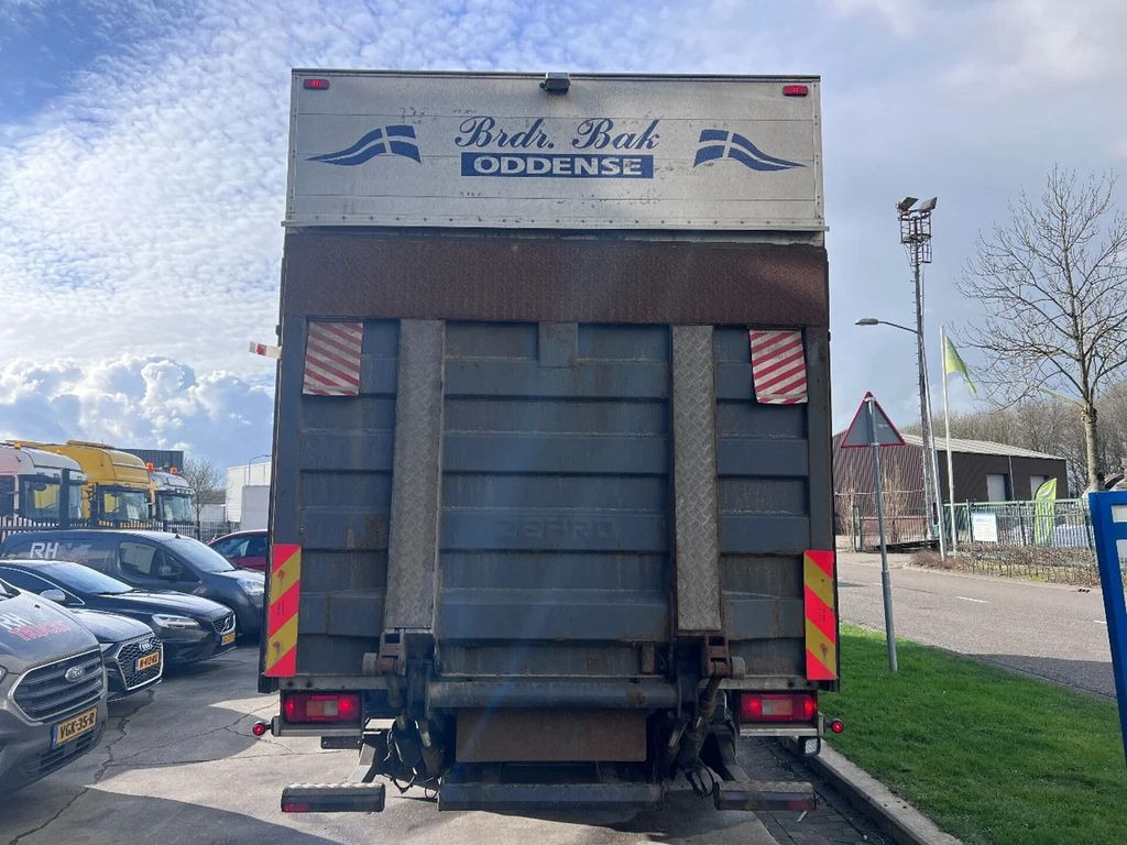 Volvo FM 370 4X2 EURO5 720x250x273 LOAD-LIFT - شاحنة ستارة: صور 5 Volvo FM 370 4X2 EURO5 720x250x273 LOAD-LIFT - شاحنة ستارة: صور 5