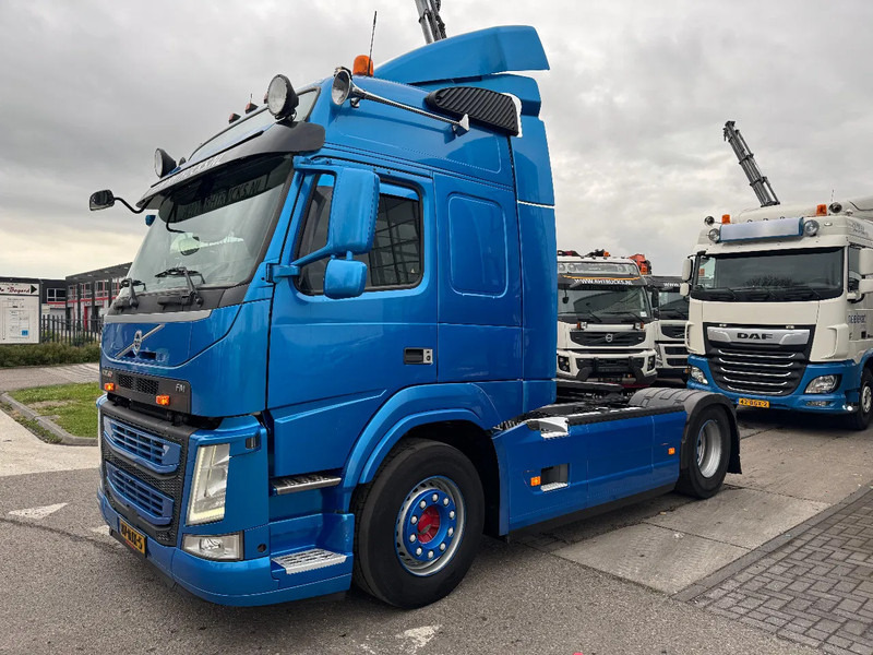 Volvo FM 370 4X2 SPOILERS EURO 6 SKIRTS HOLLAND TRUCK - شاحنة جرار: صور 1 Volvo FM 370 4X2 SPOILERS EURO 6 SKIRTS HOLLAND TRUCK - شاحنة جرار: صور 1