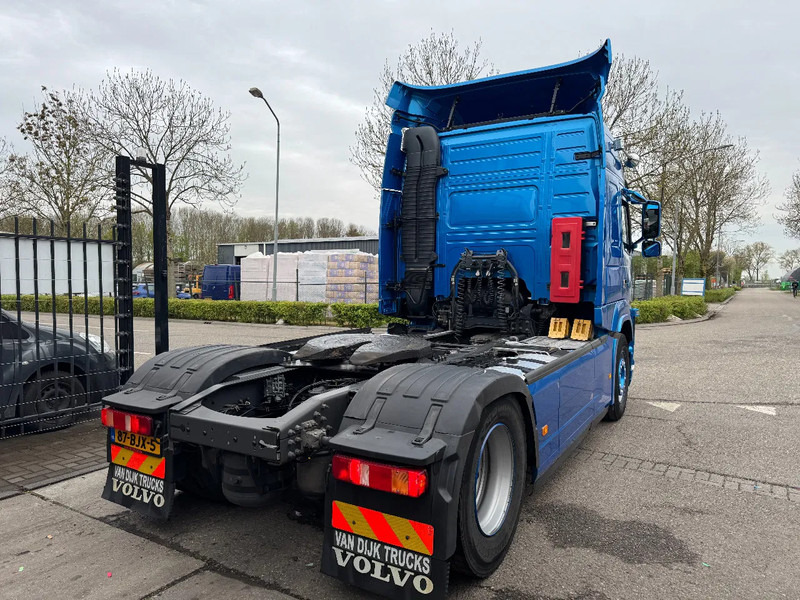 Volvo FM 370 4X2 SPOILERS EURO 6 SKIRTS HOLLAND TRUCK - شاحنة جرار: صور 5 Volvo FM 370 4X2 SPOILERS EURO 6 SKIRTS HOLLAND TRUCK - شاحنة جرار: صور 5