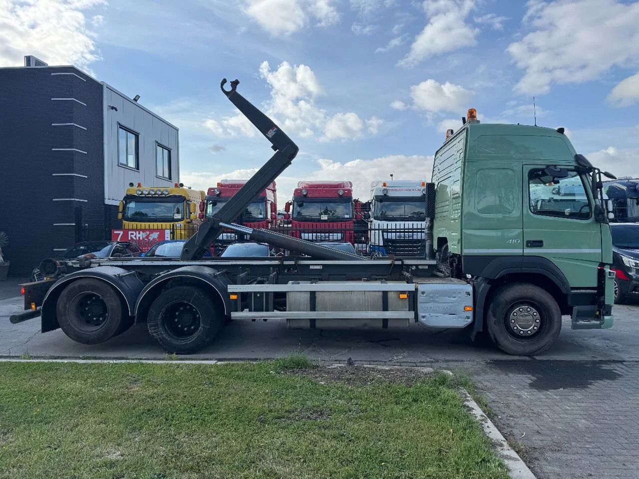 Volvo FM 410 6X2 EURO 6 VDL 21T HOOK - شاحنة ذات الخطاف: صور 3 Volvo FM 410 6X2 EURO 6 VDL 21T HOOK - شاحنة ذات الخطاف: صور 3