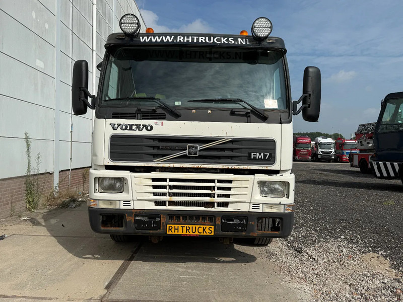 Volvo FM 7.290 4X2 - EURO 2 + MANUAL GEARBOX - شاحنات مسطحة: صور 2 Volvo FM 7.290 4X2 - EURO 2 + MANUAL GEARBOX - شاحنات مسطحة: صور 2