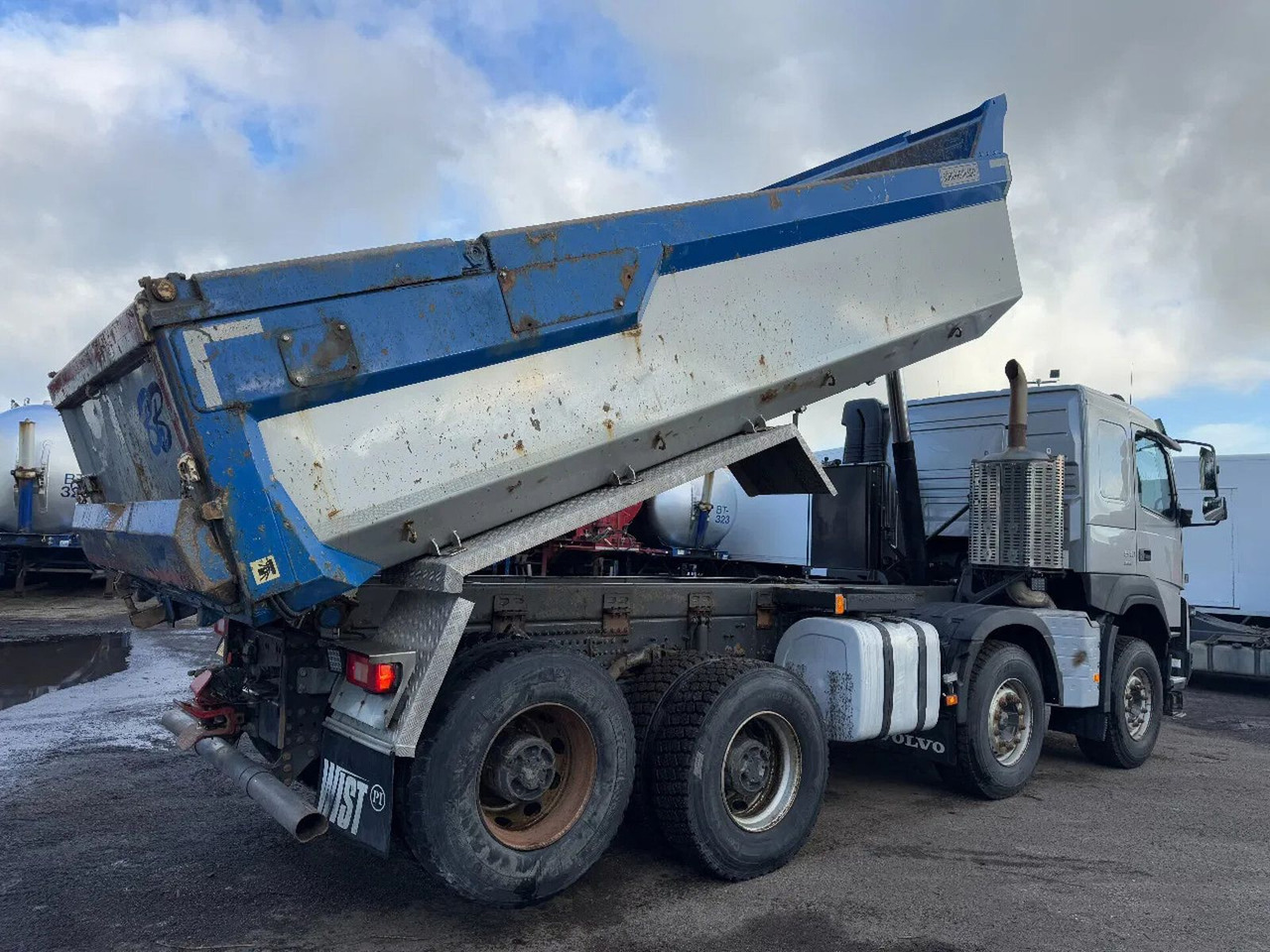 Volvo FMX 540 8X4 - EURO 6 + KIPPER + LIFTING AXLE Volvo FMX 540 8X4 - EURO 6 + KIPPER + LIFTING AXLE - قلابات: صور 4 Volvo FMX 540 8X4 - EURO 6 + KIPPER + LIFTING AXLE Volvo FMX 540 8X4 - EURO 6 + KIPPER + LIFTING AXLE - قلابات: صور 4