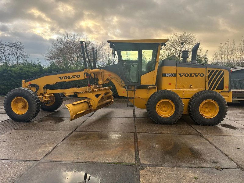 آلة تسوية الأرض Volvo G 930: صور 11