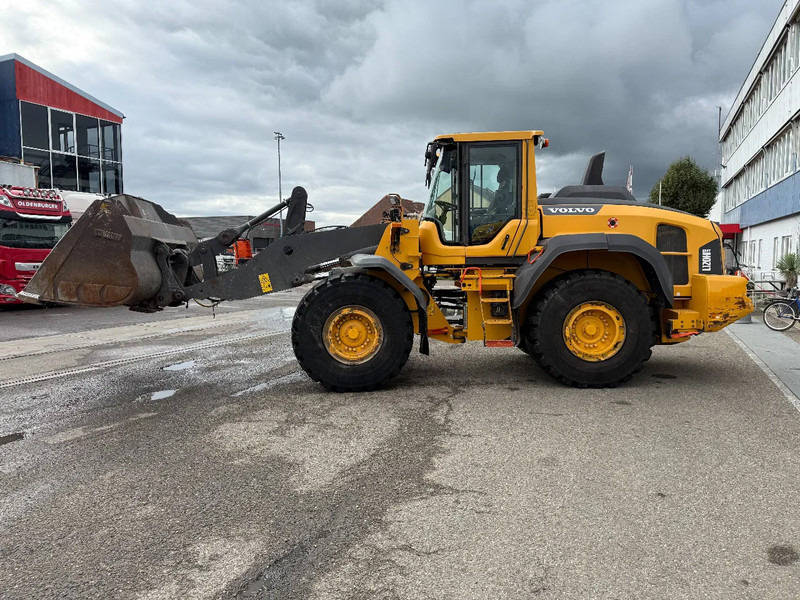 Volvo L120H, CE, 8314 UUR + CDC-STEERING - اللودر بعجل: صور 1 Volvo L120H, CE, 8314 UUR + CDC-STEERING - اللودر بعجل: صور 1
