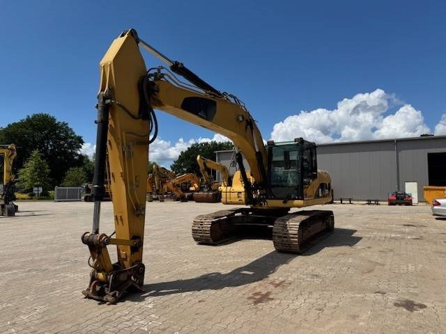 CAT 323 D L - حفارات زحافة: صور 2 CAT 323 D L - حفارات زحافة: صور 2