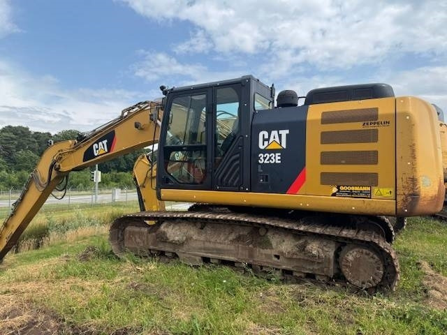 CAT 323 E - حفارات زحافة: صور 2 CAT 323 E - حفارات زحافة: صور 2