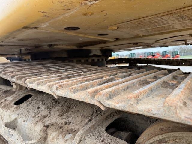 CAT 326 F LN - حفارات زحافة: صور 3 CAT 326 F LN - حفارات زحافة: صور 3