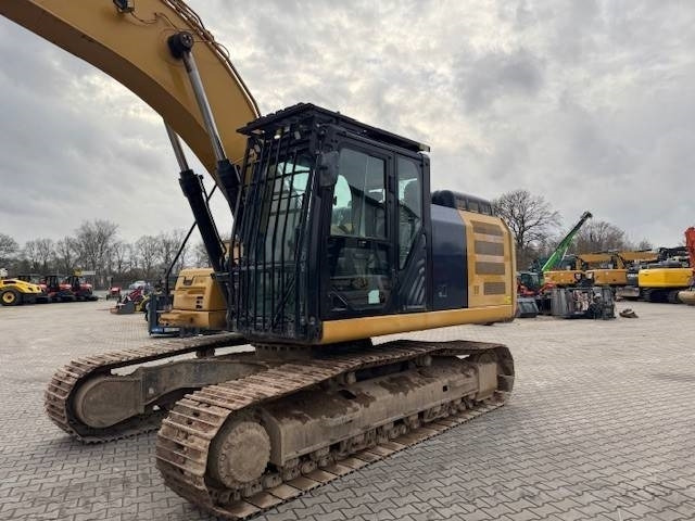 CAT 326 F LN - حفارات زحافة: صور 4 CAT 326 F LN - حفارات زحافة: صور 4