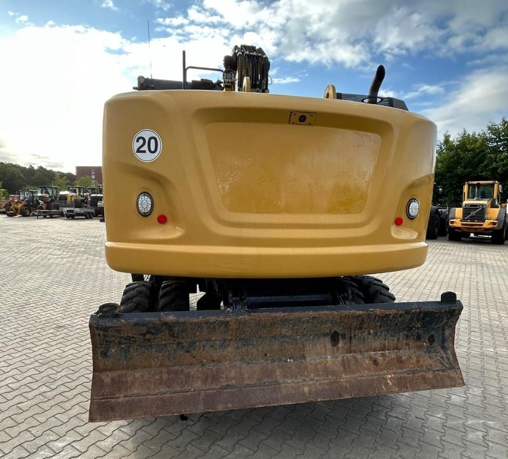 CAT M 318 F - حفارة على عجلات: صور 3 CAT M 318 F - حفارة على عجلات: صور 3