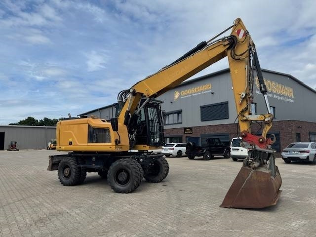 CAT M 318F - حفارة على عجلات: صور 2 CAT M 318F - حفارة على عجلات: صور 2